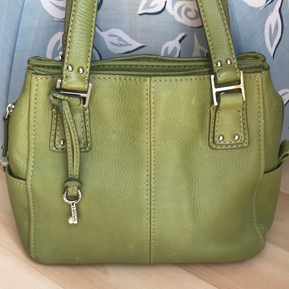 Fossil Bags Olive Green Fossil Pebbled Leather Purse Poshmark